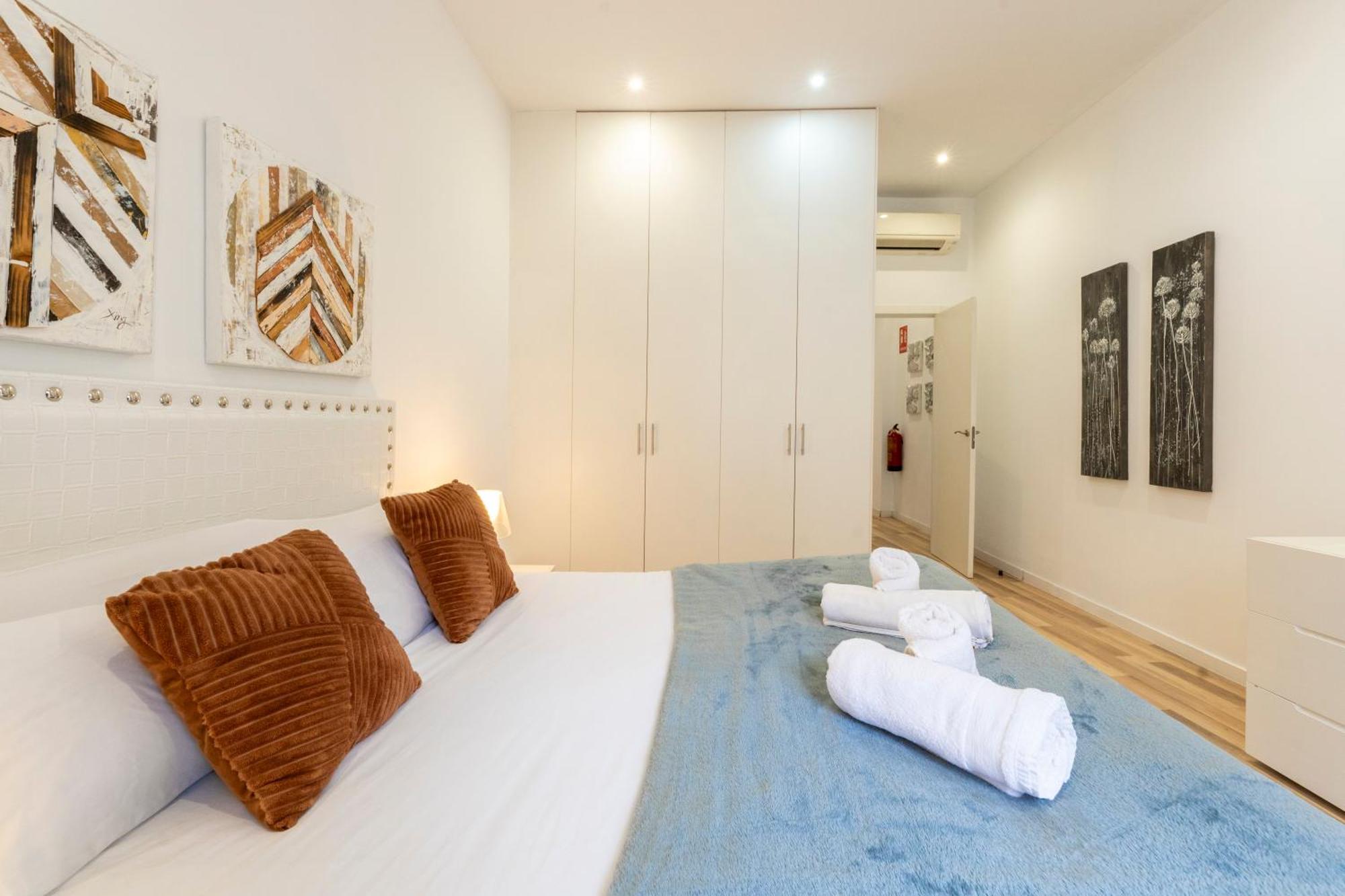 For You Rentals New Design Apartment Temporal Puerta Del Sol Pre10A Madrid Eksteriør bilde