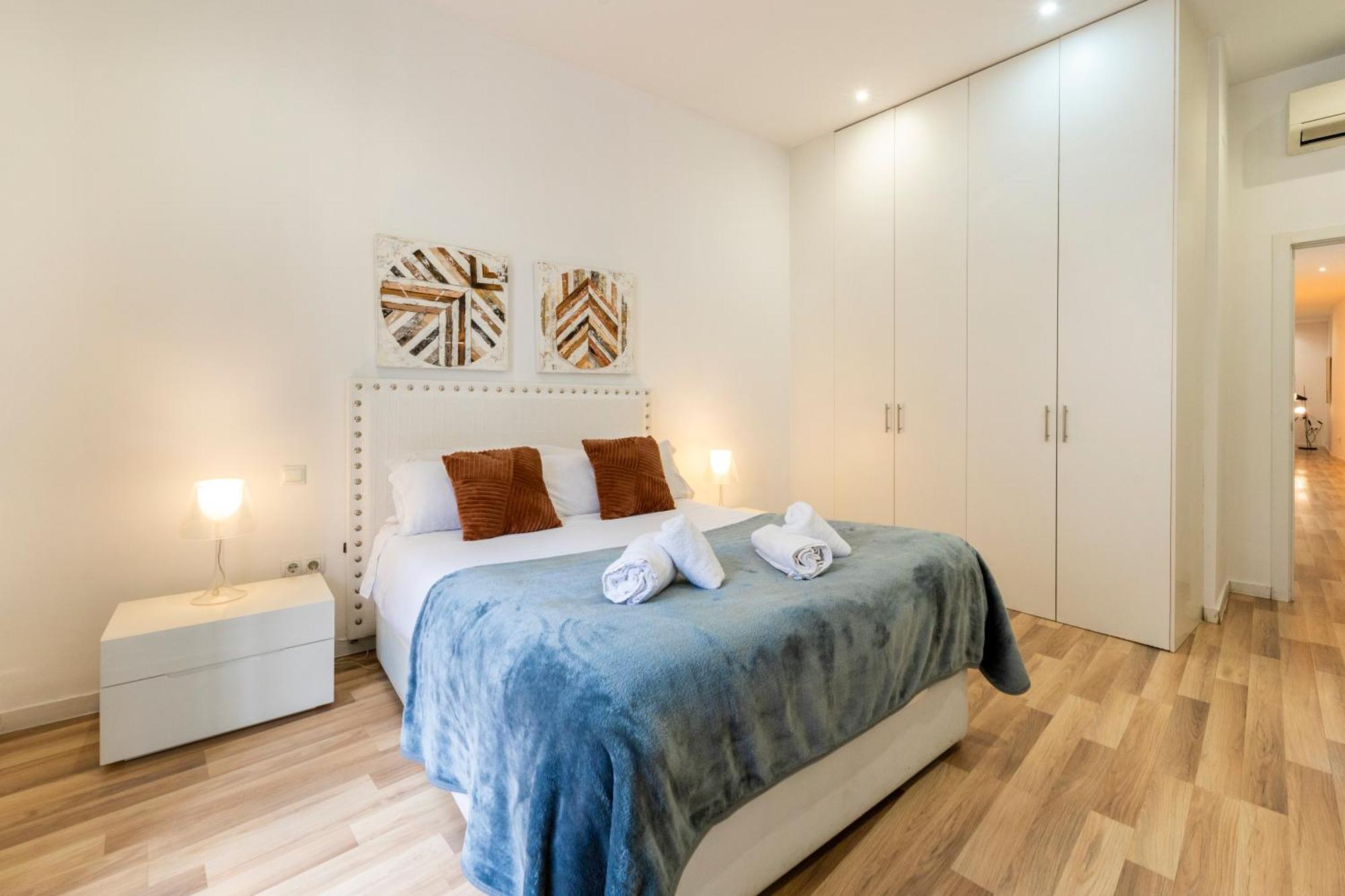 For You Rentals New Design Apartment Temporal Puerta Del Sol Pre10A Madrid Eksteriør bilde