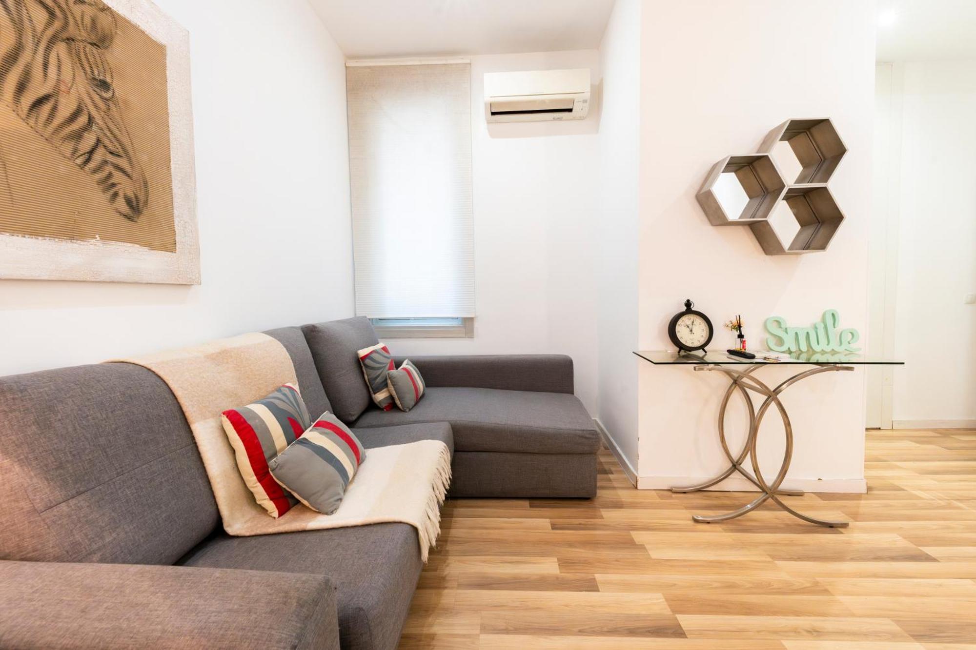 For You Rentals New Design Apartment Temporal Puerta Del Sol Pre10A Madrid Eksteriør bilde