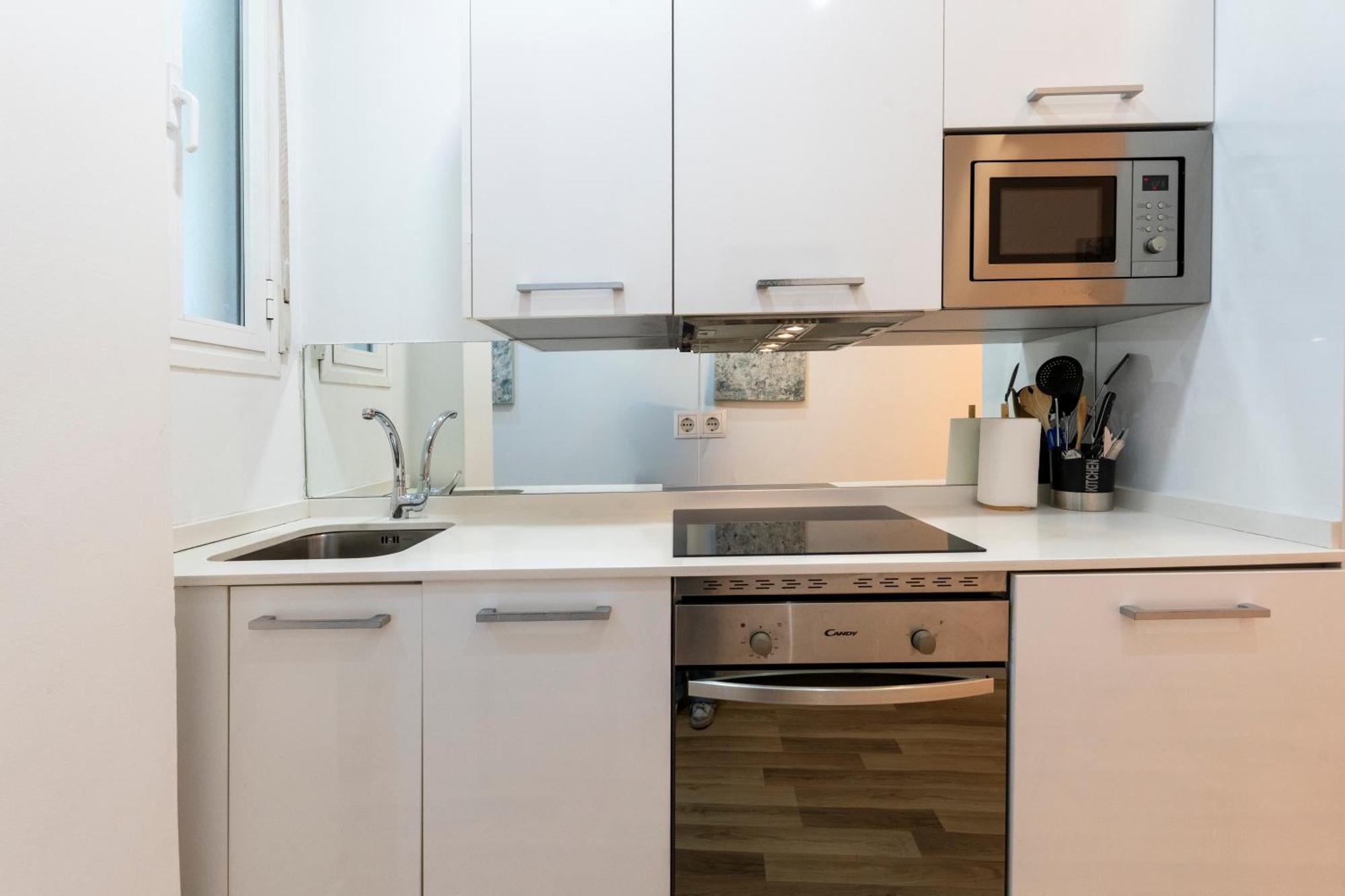 For You Rentals New Design Apartment Temporal Puerta Del Sol Pre10A Madrid Eksteriør bilde