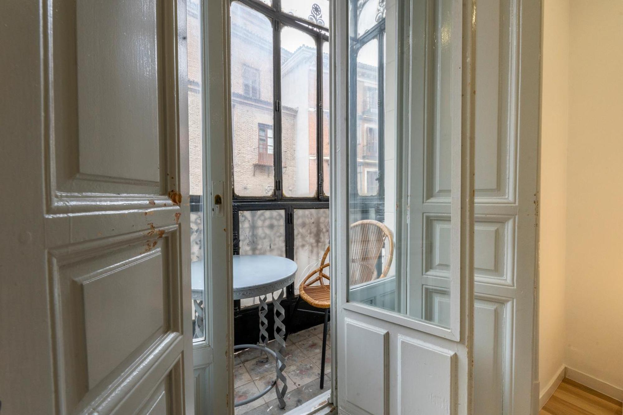 For You Rentals New Design Apartment Temporal Puerta Del Sol Pre10A Madrid Eksteriør bilde