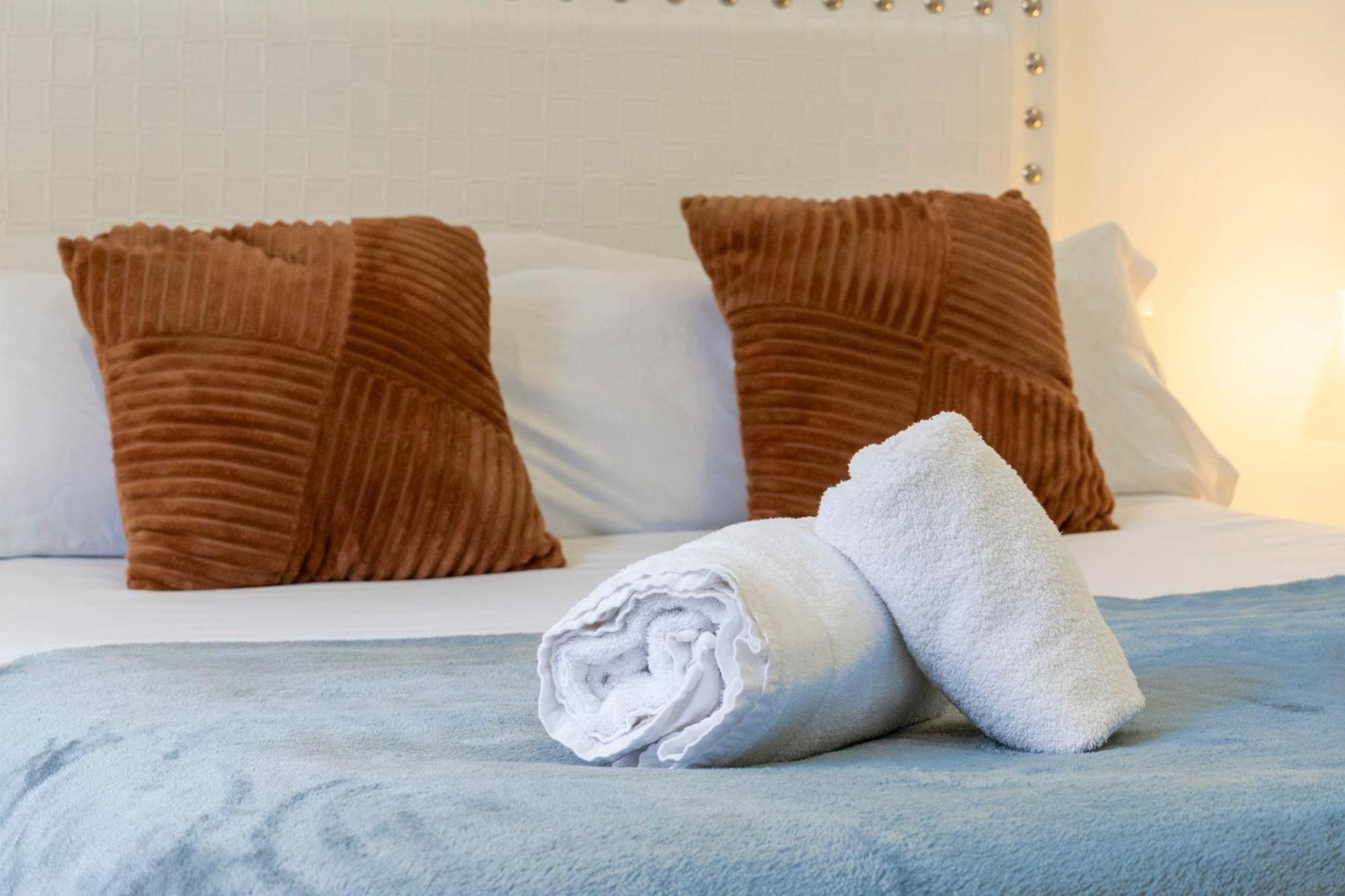 For You Rentals New Design Apartment Temporal Puerta Del Sol Pre10A Madrid Eksteriør bilde