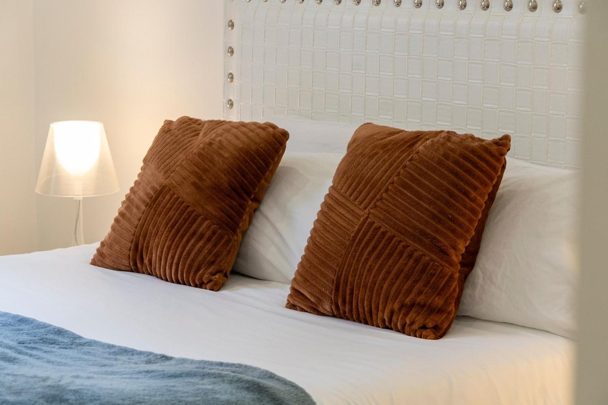 For You Rentals New Design Apartment Temporal Puerta Del Sol Pre10A Madrid Eksteriør bilde